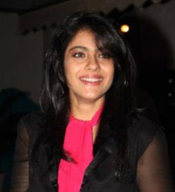 kajol-complete-her-look-flowing-hair-spotted-dabboo-ratnanis-2013-calendar-launch_2